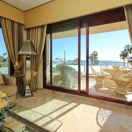 First Floor Side Property, San Pedro Apartment