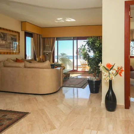 First Floor Side Property, San Pedro Apartment